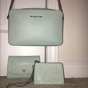 Micheal Kors crossbody
